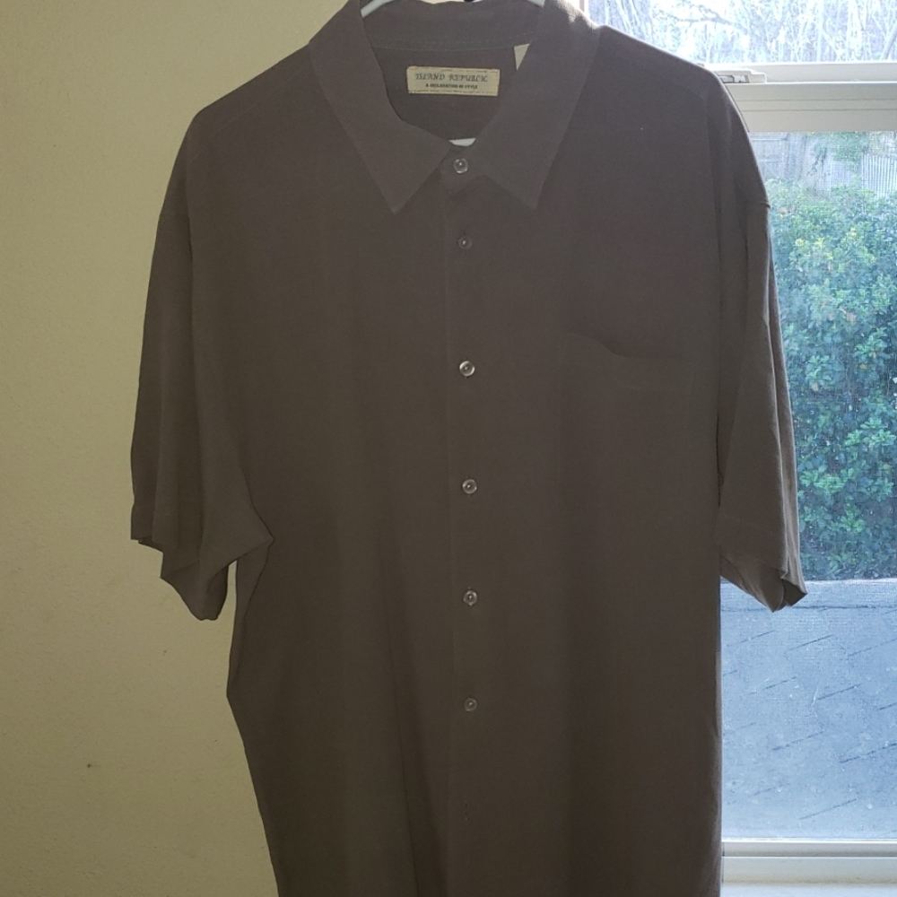 Men's shirt